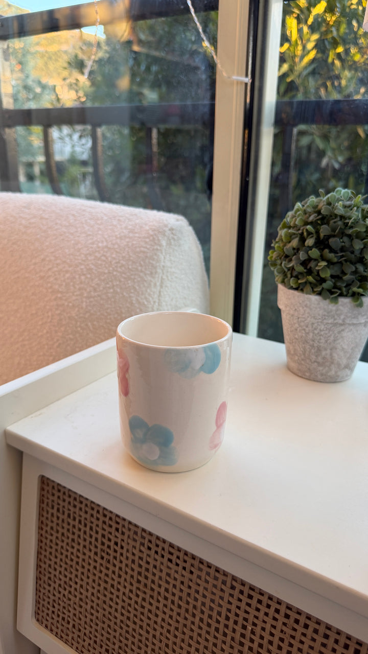 Imparfait /  tasse sans anse fleurs