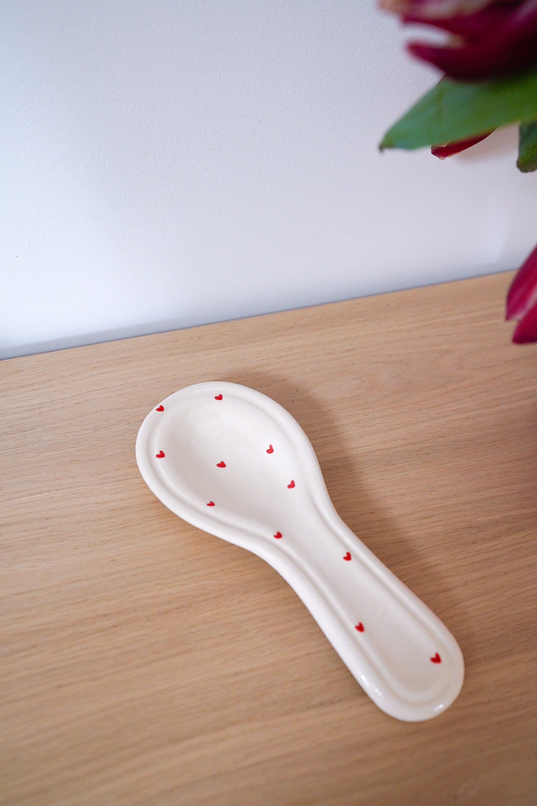 Repose-cuillère red heart