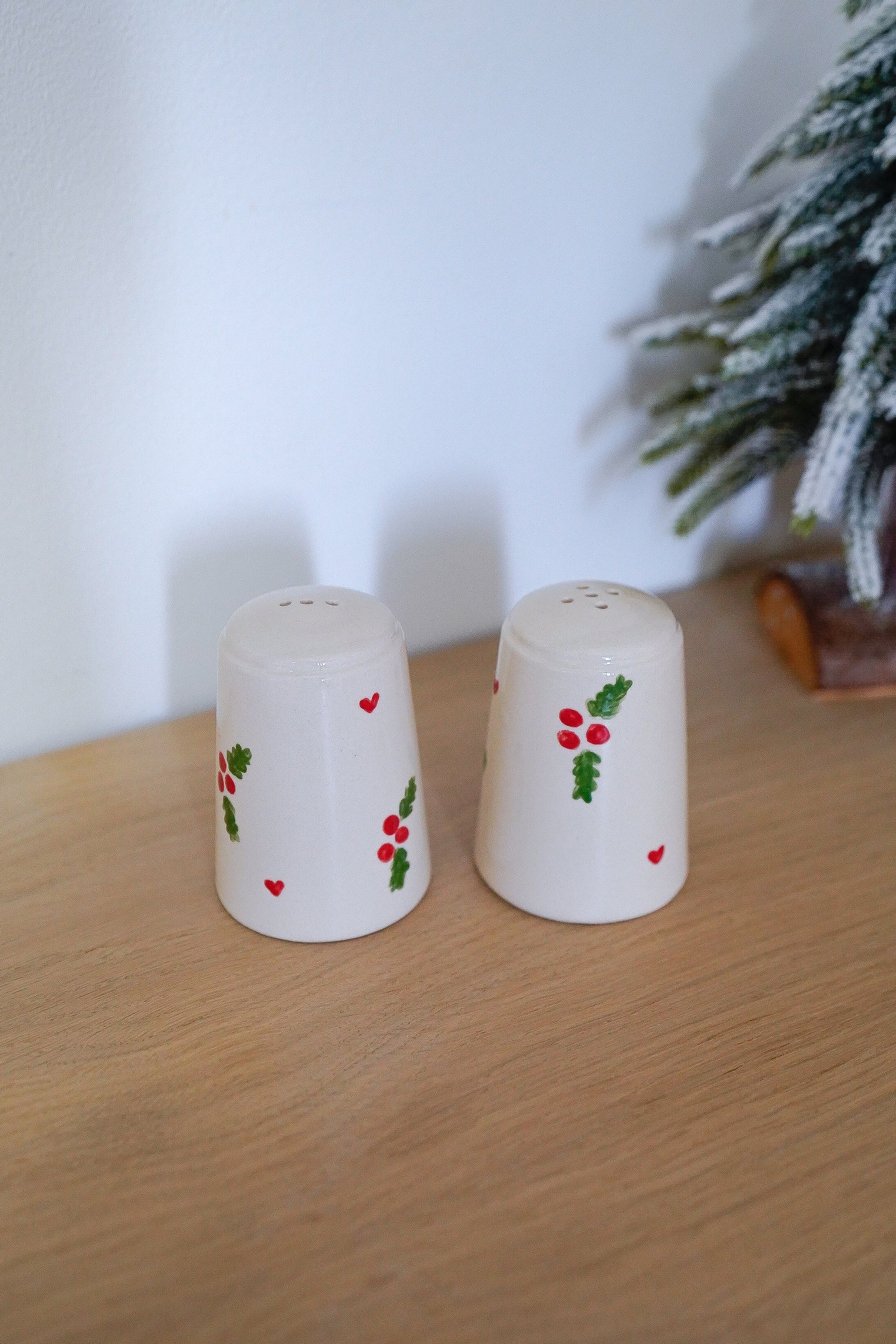 Salière et poivrière de Noël Houx